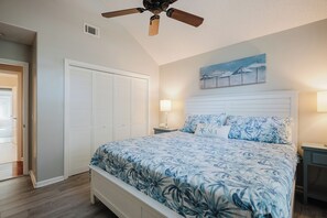3 chambres, fer et planche à repasser, Wi-Fi, draps fournis