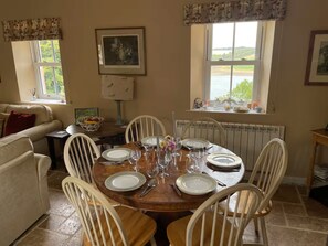 تناول الطعام