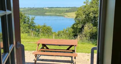 Charming Riverside Cottage in the Heart of Pembrokeshire