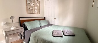 Tiny, Budget Friendly 1 Bedroom Central CT