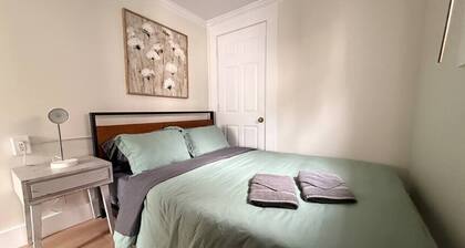 Tiny, Budget Friendly 1 Bedroom Central CT