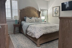 4 bedrooms, iron/ironing board, WiFi, bed sheets - Lovely 4-Bedroom, Close to everything including Augusta Nationals (Martinez)
