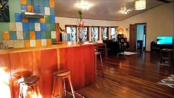 Rumah, 2 kamar tidur, patio | Interior