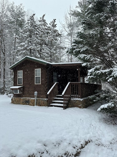 Eastatoee Valley Bear Cabin B - Jocassee Gorges, Waterfalls & Mountain Views