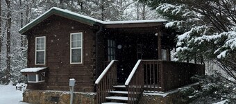 Eastatoee Valley Bear Cabin B - Jocassee Gorges, Waterfalls & Mountain Views