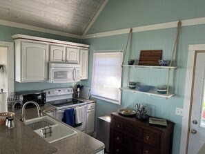 Private kitchen - Easy-Access Gull Lakefront Cabin: All-Inclusive Family Friendly Yard & Water Fun (Brainerd)