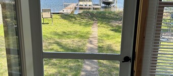 Easy-Access Gull Lakefront Cabin: All-Inclusive Family Friendly Yard & Water Fun