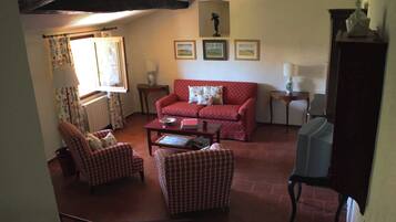 Appartamento familiare, 2 camere da letto, non fumatori, vista collina | Area soggiorno