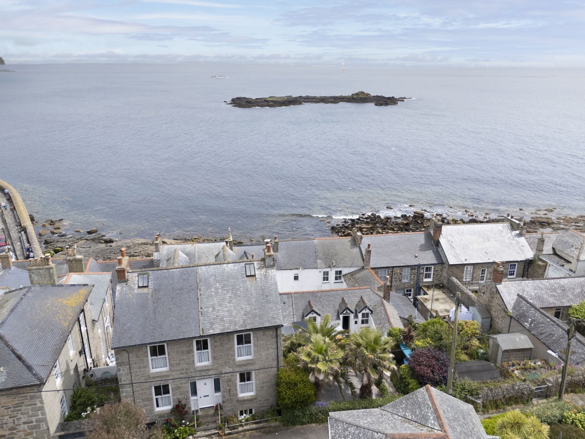 المنشأة من الخارج