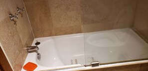 Hair dryer, towels, toilet paper - Mini Apartment in strategic sector close to everything (Quito)