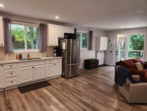 Interior - The Hammer Cottage (Inverhuron)
