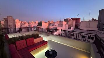 Apartamento básico | Terraço/pátio