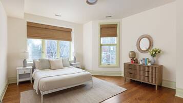 4 bedrooms, WiFi, bed sheets