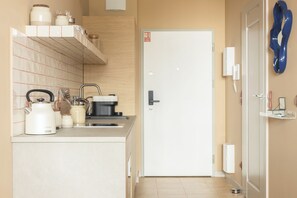 Premium Studio Suite, Balcony, Courtyard View | Interior - LILY APART Żurawie Premium stay (Gdańsk)