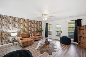 TV, fireplace - Private Pool & Patio & Poker & Kids Play Room (San Antonio)