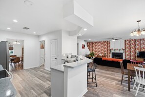 Interior - Private Pool & Patio & Poker & Kids Play Room (San Antonio)