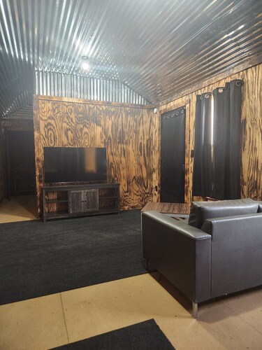 2-bedroom cabin in a quiet south Texas town