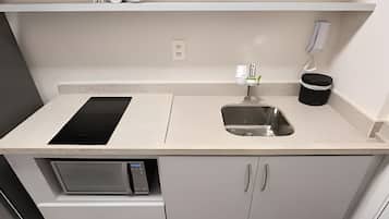 Departamento básico | Cocina privada