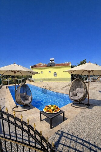 BEATIFUL LOCAİTON İN İNCEKUM PRİVATE POOL 2+1.