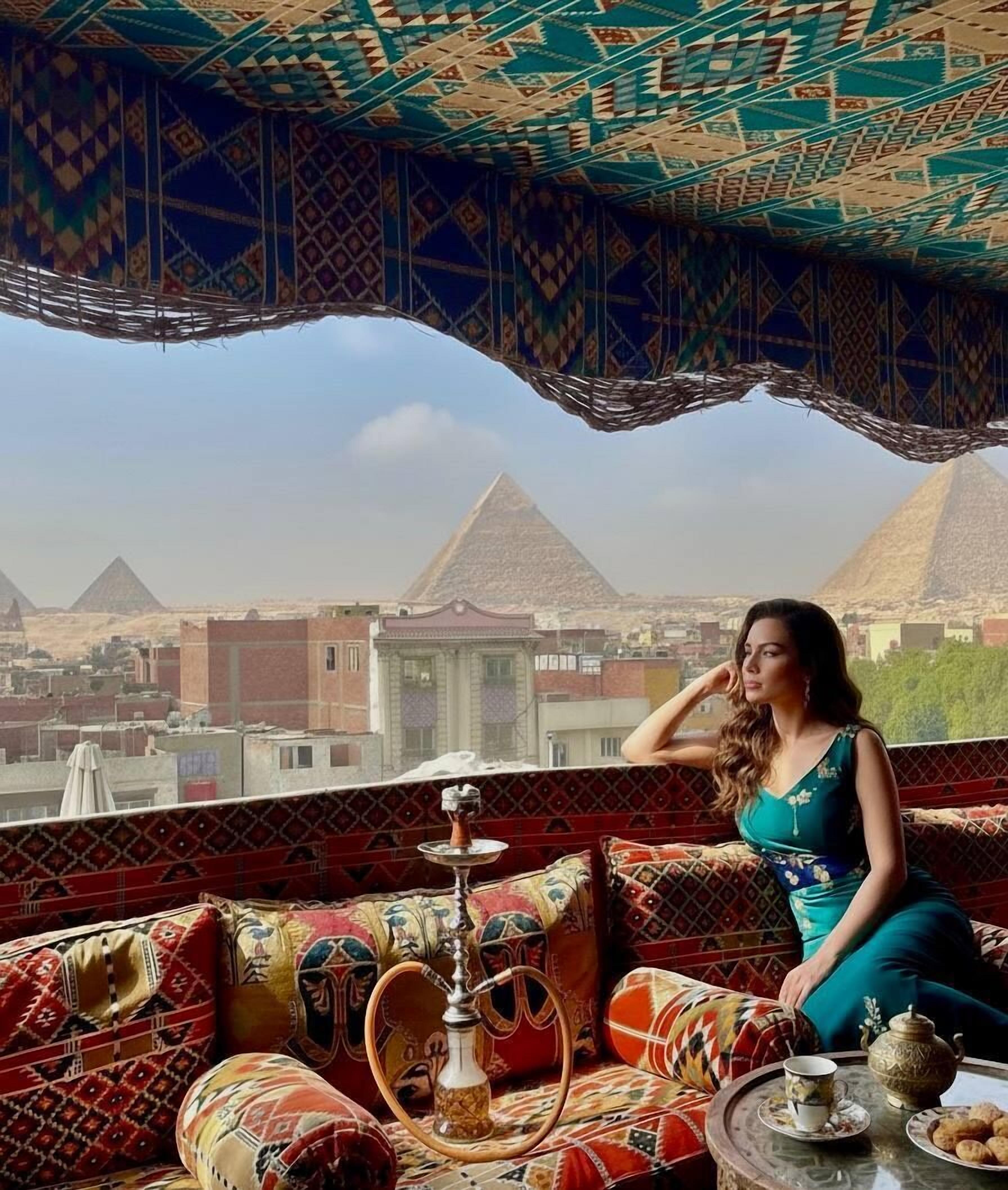 تناول الطعام بالخارج