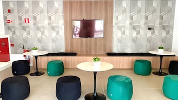 Basic Apartment | Interior