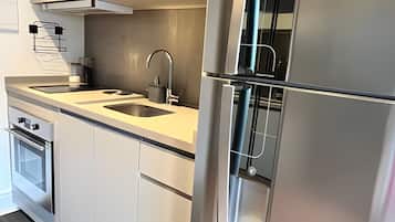 Basic Apartment | Private kitchen