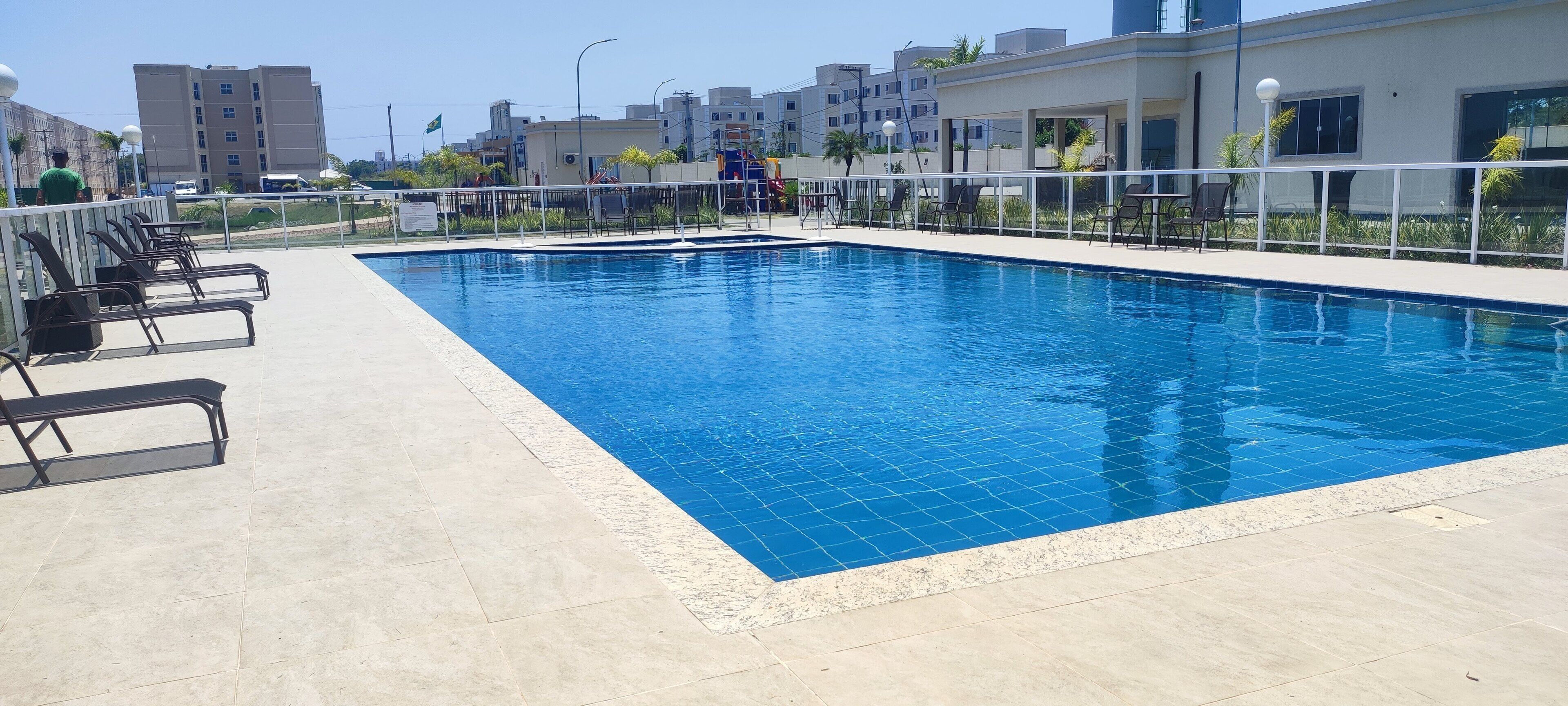 3 outdoor pools