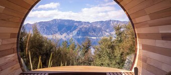 Lake Hāwea View - A private luxury retreat surrounding by awe-inspiring beauty