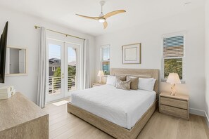 6 bedrooms, desk, iron/ironing board, travel cot - Salt House · 2026 Luxury · 6 King Suites 2 Masters (Fort Myers Beach)