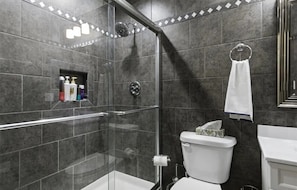 Shower, hair dryer, towels, soap - Incredible View, Spacious 3-bedroom house, with large deck in peaceful cove 60mm (Edwards)