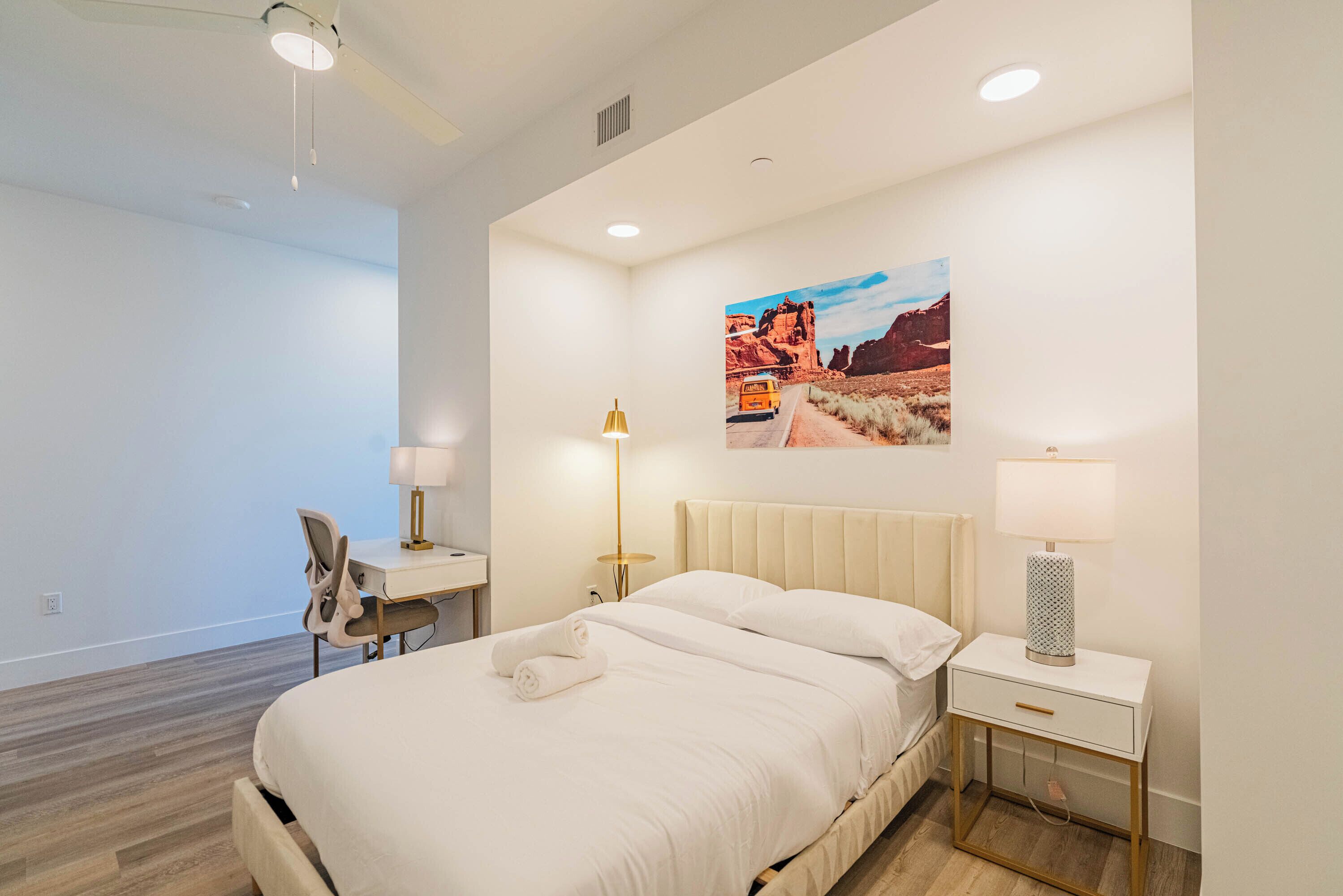 Luxury Apartment, 1 Double Bed, Pets Allowed, City View