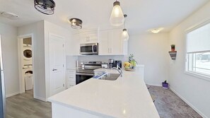 Private kitchen - Carriage Suite Staycation (Cochrane)