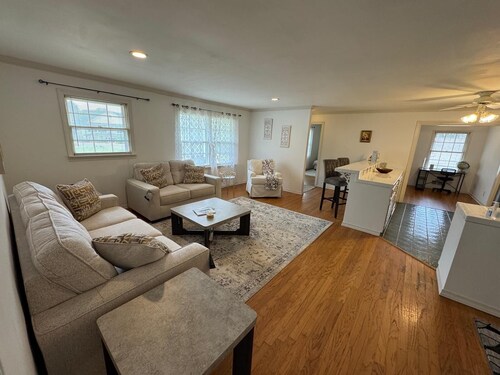 Serene Zen Retreat Spacious 3BR in Prime ATL