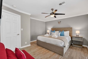Iron/ironing board, free WiFi, bed sheets - Cactus Ridge l 5 min to old town l Pool (Scottsdale)