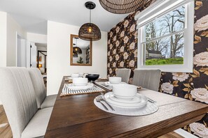 Dining - Casa Chic Lancaster,  Farm Views + Game Room (Willow Street)