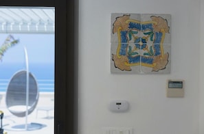 Penthouse with Panoramic Terrace overlooking the Sea | Coin séjour