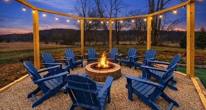 Family Retreat: Pool, Hot Tub, Sauna, Pickleball, Camp, RV Parking & Outdoor Fun