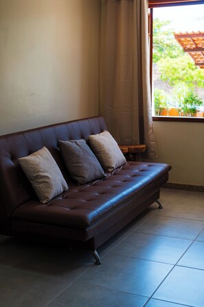 Living area - Vila Mundaí – Peace and quiet, 500m from the beach. (Porto Seguro)