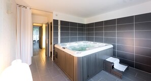 Interior - Latitude Ouest Hotel Restaurant & Spa (Locronan)