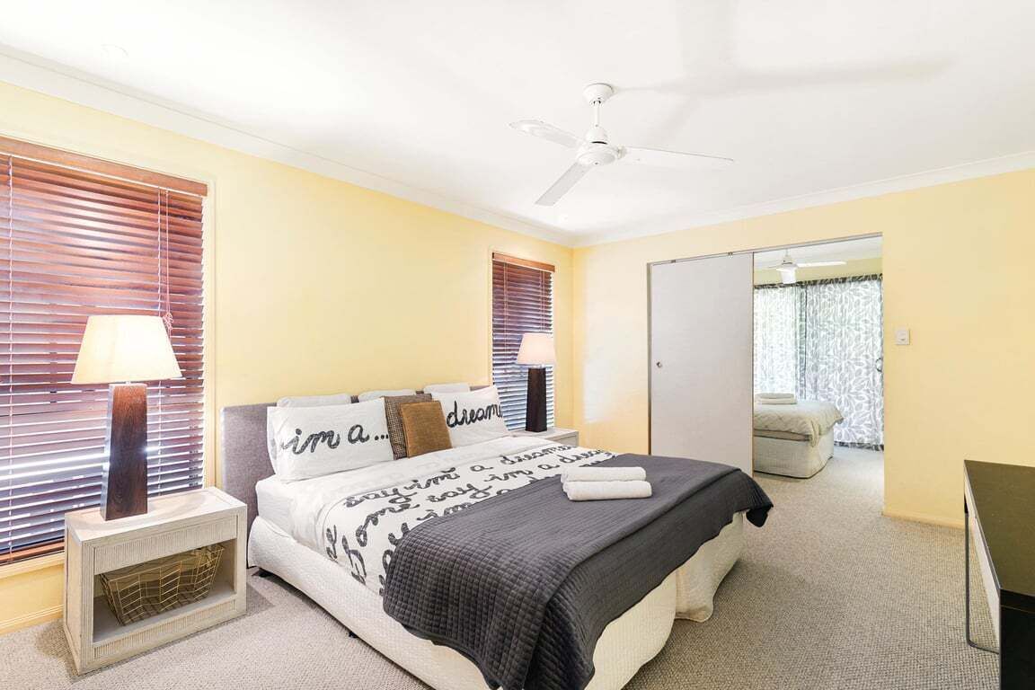 4 bedrooms, in-room safe, iron/ironing board, WiFi