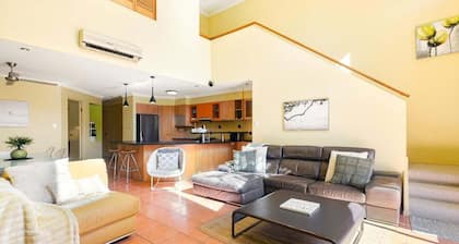 Coastal Holiday Home - Bradford 10