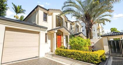 Coastal Holiday Home - Bradford 10