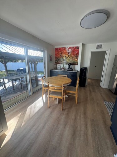 Large dog friendly home walking distance to downtown Delray Beach