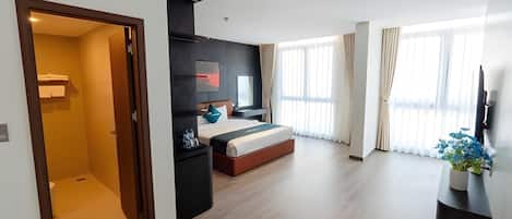 Free WiFi, bed sheets