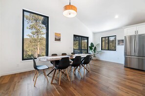 Dining - Monaco Place- 3bed 2.5bath (Lead)