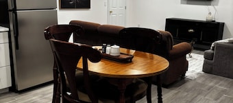 Delightful 2-bedroom basement apartment in Potomac.