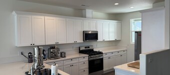 New Spacious 3BR Fernley Home with Patio & Pool Table Near Reno & USA Parkway