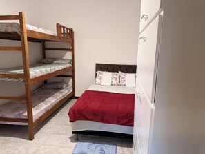 5 bedrooms, iron/ironing board, free WiFi, bed sheets - My Peaceful Paradise (Camaçari)