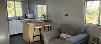 Central warm & private Container home