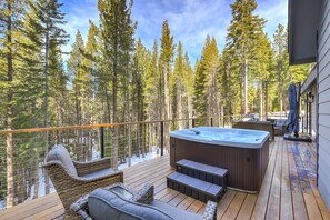 Terrace/patio - Exclusive 5BR Modern Luxury Estate Hot Tub Sauna Decks Expansive Mountain Views (South Lake Tahoe)